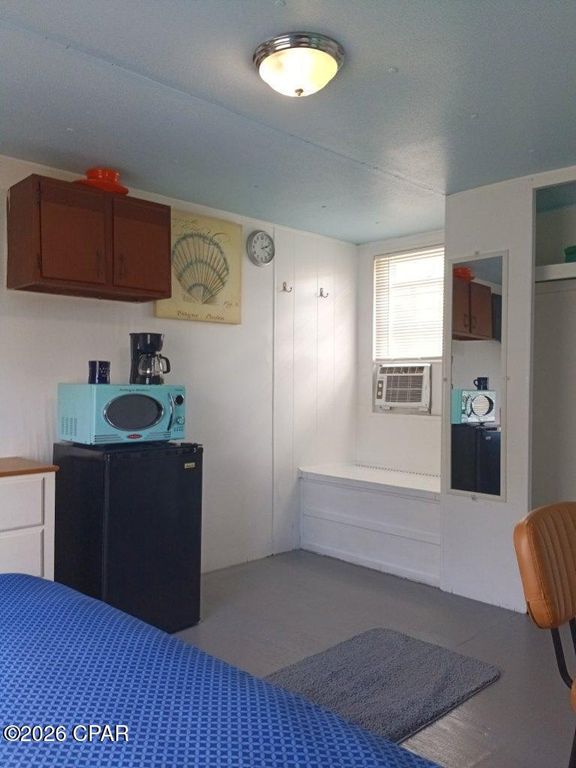 Image 5 of property listing at 215 Palmetto Place, Panama City Beach, FL 32413