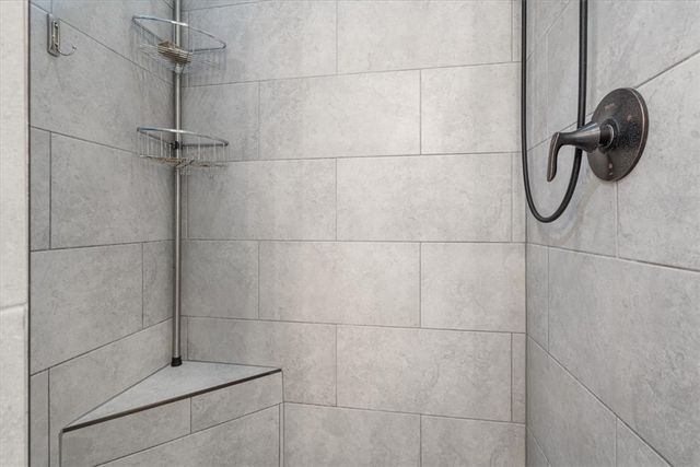 6204 SW Luna Lane, Bentonville, AR 72713