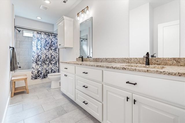 6204 SW Luna Lane, Bentonville, AR 72713