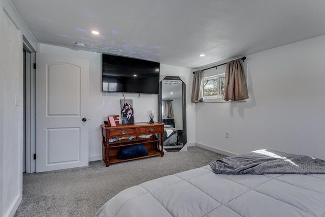 351 E SCOTT STREET, Omro, WI 54963