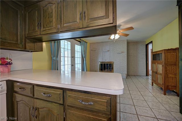 11652 Sandyville Road NE, Sandyville, OH 44671