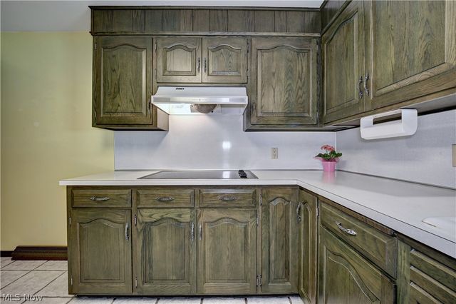 11652 Sandyville Road NE, Sandyville, OH 44671