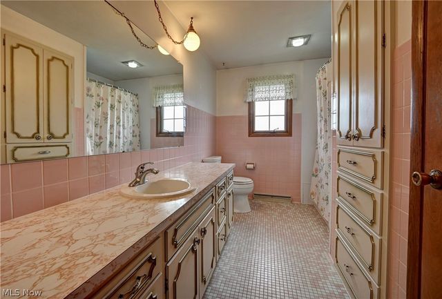 11652 Sandyville Road NE, Sandyville, OH 44671