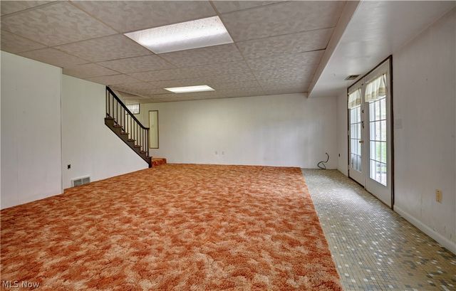 11652 Sandyville Road NE, Sandyville, OH 44671