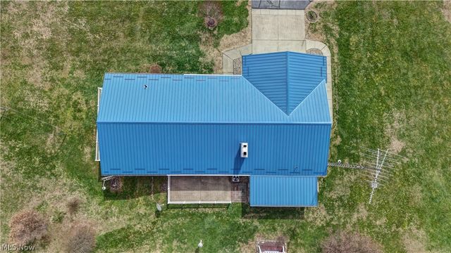 11652 Sandyville Road NE, Sandyville, OH 44671
