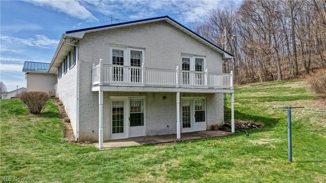 11652 Sandyville Road NE, Sandyville, OH 44671