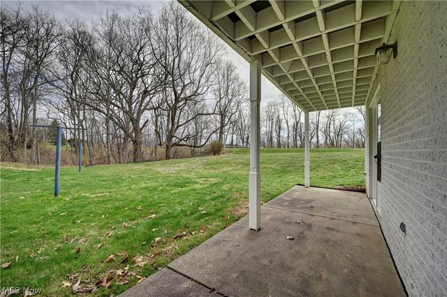 11652 Sandyville Road NE, Sandyville, OH 44671
