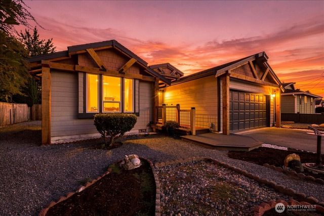 1218 10th Avenue NW, Puyallup, WA 98371