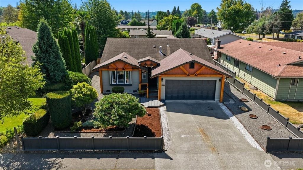 1218 10th Avenue NW, Puyallup, WA 98371