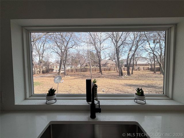 1760 S 79th East Avenue, Tulsa, OK 74112