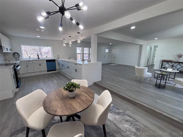 1760 S 79th East Avenue, Tulsa, OK 74112