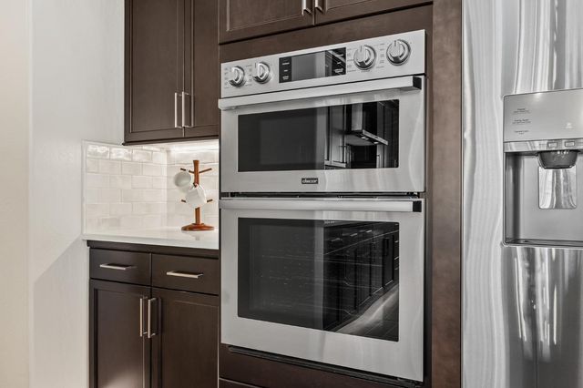 11214 N Via Ravenna Drive, Fresno, CA 93730