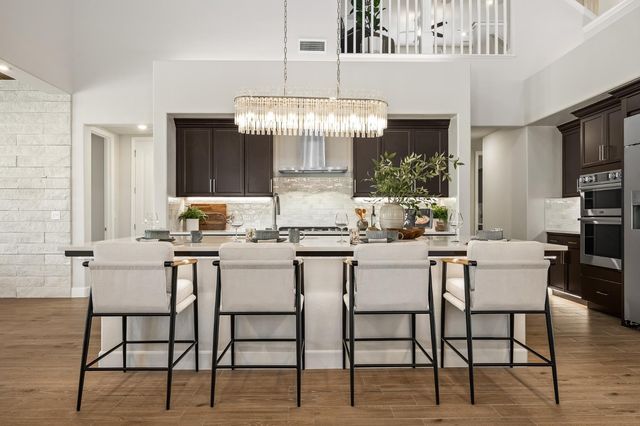 11214 N Via Ravenna Drive, Fresno, CA 93730