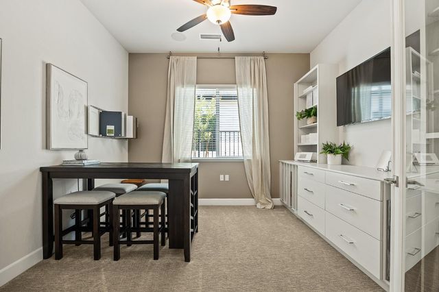 11214 N Via Ravenna Drive, Fresno, CA 93730