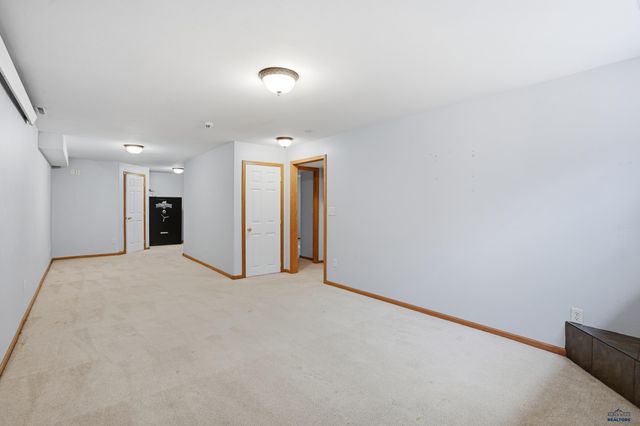 4680 TEAK DR, Rapid City, SD 57703