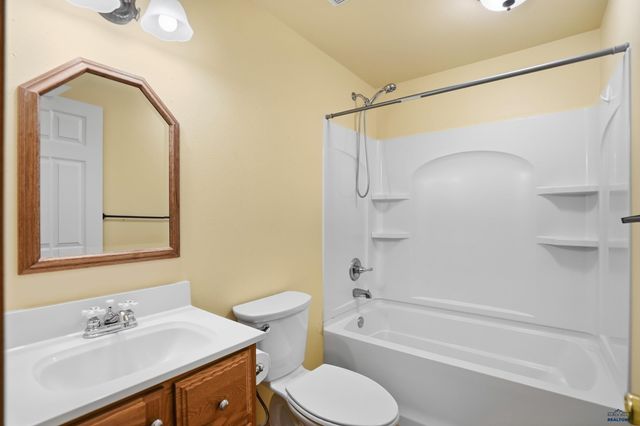 4680 TEAK DR, Rapid City, SD 57703