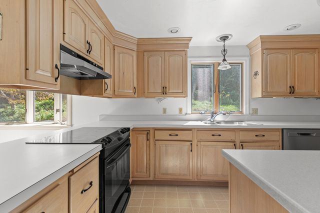 6 August Way, Sandwich, MA 02563