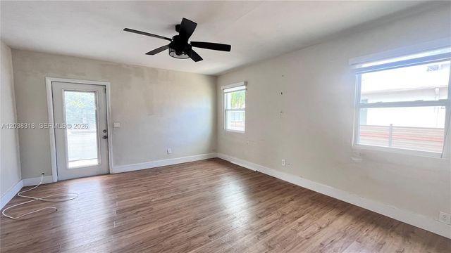 1031 Hollywood Boulevard, Hollywood, FL 33019
