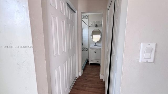 1031 Hollywood Boulevard, Hollywood, FL 33019