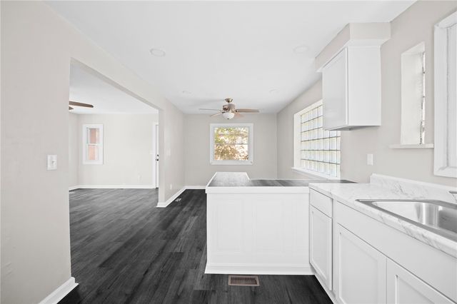 505 Wylie, Clairton, PA 15025