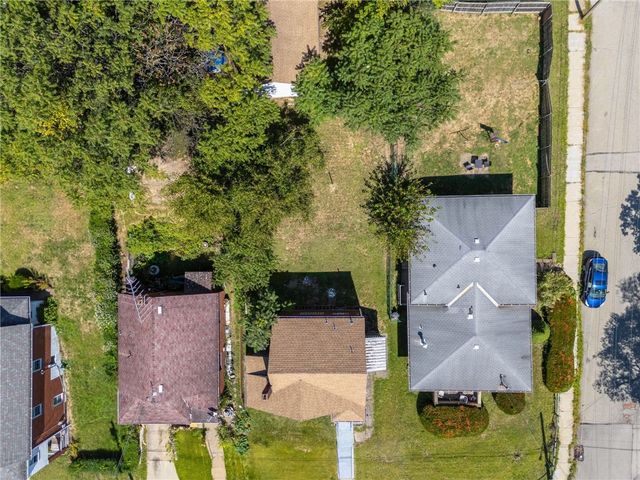 505 Wylie, Clairton, PA 15025