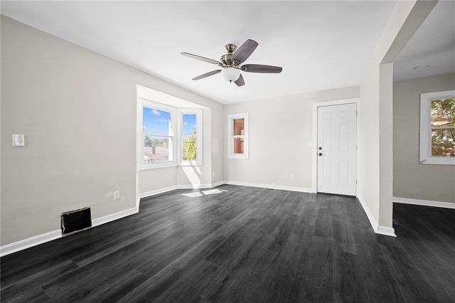 505 Wylie, Clairton, PA 15025