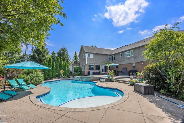 62650 Mound Road, Washington Twp, MI 48094