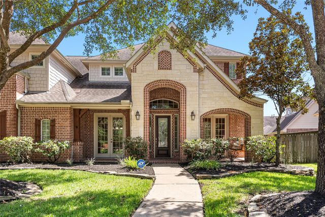 11803 Silverwood Bend Lane, Cypress, TX 77433