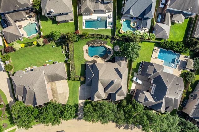 11803 Silverwood Bend Lane, Cypress, TX 77433