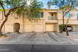 7550 E EARLL Drive 74, Scottsdale, AZ 85251