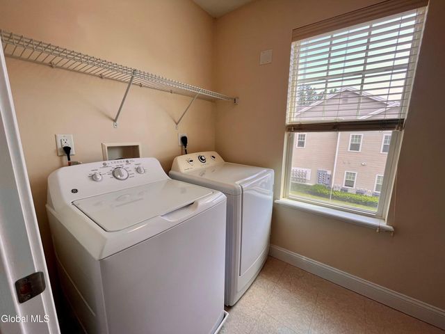 74 Weibel Avenue 13SR201, Saratoga Springs, NY 12866