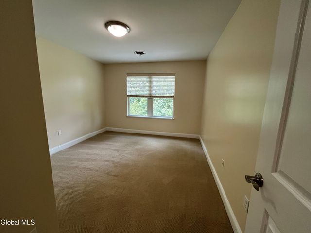 74 Weibel Avenue 13SR201, Saratoga Springs, NY 12866