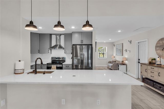 6835 GEORGIA AVENUE, Bradenton, FL 34207