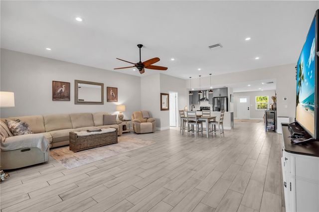 6835 GEORGIA AVENUE, Bradenton, FL 34207