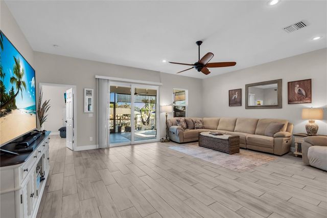 6835 GEORGIA AVENUE, Bradenton, FL 34207