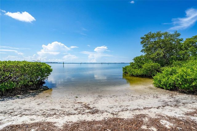 6835 GEORGIA AVENUE, Bradenton, FL 34207