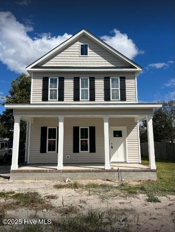 118 Thompson Street, Jacksonville, NC 28540