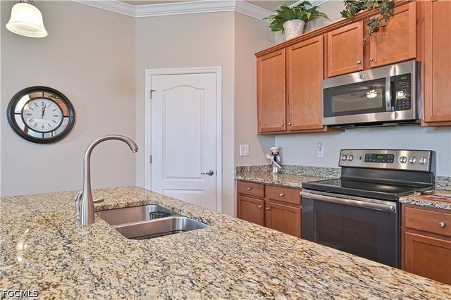 3153 Walnut Grove LN, Alva, FL 33920