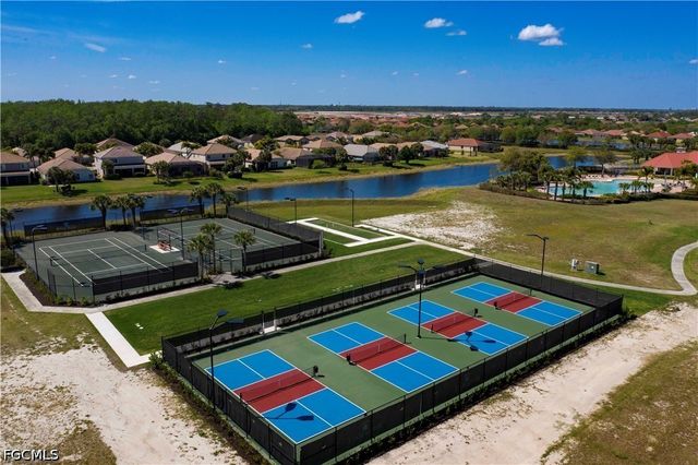 3153 Walnut Grove LN, Alva, FL 33920