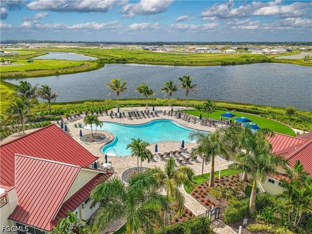3153 Walnut Grove LN, Alva, FL 33920