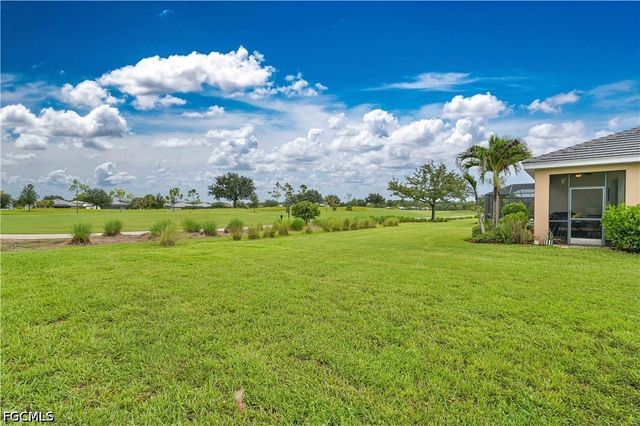 3153 Walnut Grove LN, Alva, FL 33920
