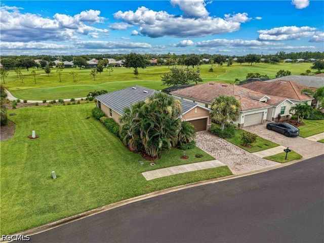 3153 Walnut Grove LN, Alva, FL 33920
