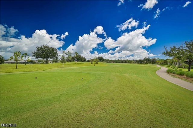 3153 Walnut Grove LN, Alva, FL 33920