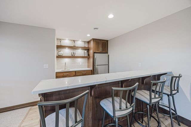 927 50th Avenue W, West Fargo, ND 58078