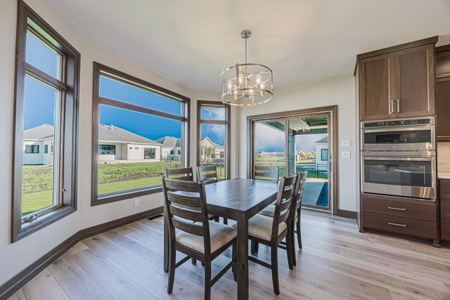 927 50th Avenue W, West Fargo, ND 58078