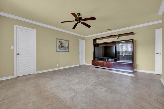 5362 Piping Rock Drive, Boynton Beach, FL 33437