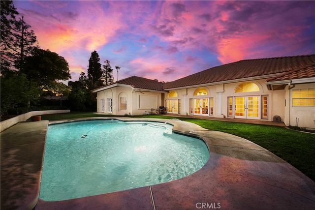 7301 Calle Sagrada, Bakersfield, CA 93309