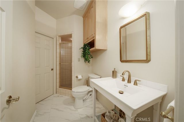 7301 Calle Sagrada, Bakersfield, CA 93309