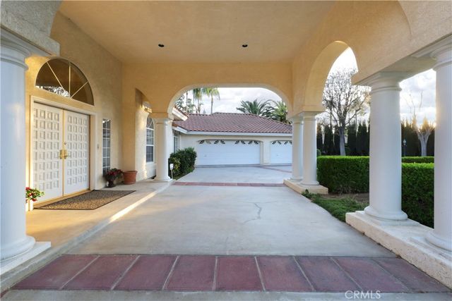 7301 Calle Sagrada, Bakersfield, CA 93309