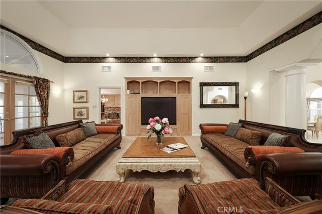 7301 Calle Sagrada, Bakersfield, CA 93309